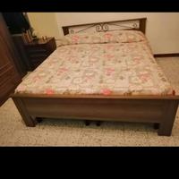 struttura letto in arte povera 