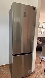 Frigorifero Samsung grigio
