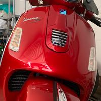 Vespa 300 GTS Super