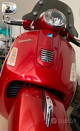 Vespa 300 GTS Super