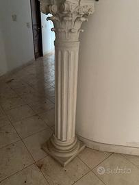 Colonne in cemento corinzio