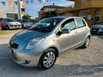 Toyota Yaris 5 Porte Yaris 5p 1.4 d-4d Navy