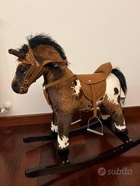 Cavallo a dondolo
