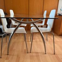 Tavolo Calligaris in vetro temprato ed acciaio