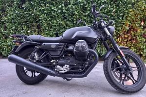 Moto Guzzi V7 III STONE