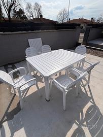 Set tavolo allungabile e sedie esterni Nardi