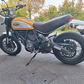 Ducati Scrambler Icon 800