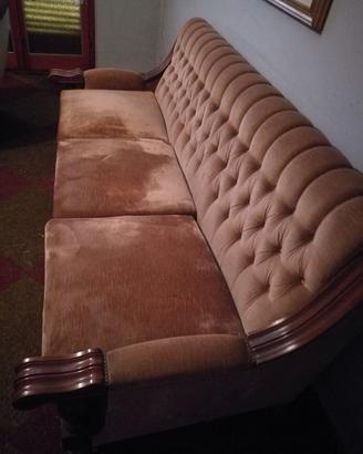 poltrone e divano anni 70