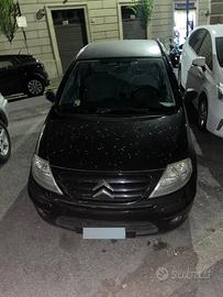 Auto Citroen C3 nera