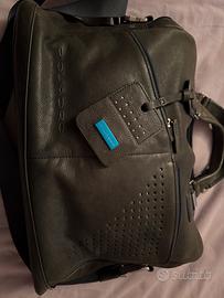 Borsa piquadro per uso business  ufficio