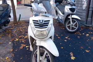 Peugeot LXR 200 - 2011