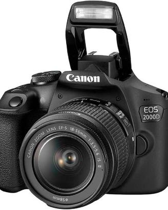 Canon EOS 2000D + Obiettivo EF-S 18-55mm III Fotoc