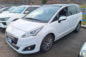 Peugeot 5008 2.0 HDi aut. 7 Posti Allure