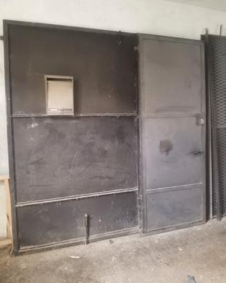 Portone in ferro blindato