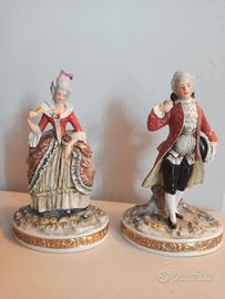 Coppia di figure in ceramica Capodimonte
