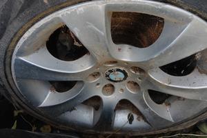 si vende cerchi e turbo compressore 