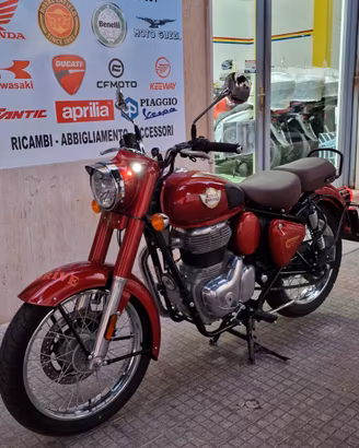 Royal Enfield Classic 350 MADRAS RED