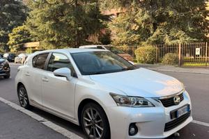 Lexus ct200