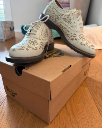 Dr Martens off white teschio