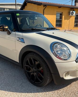 Mini 1.6 16V Cooper D 50 Mayfair