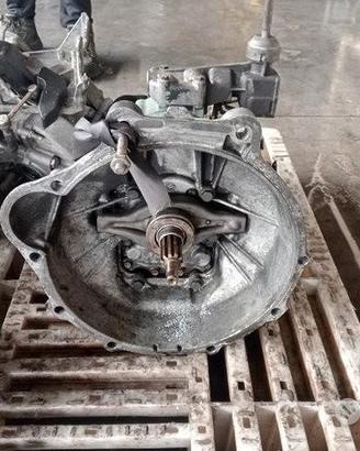 Cambio Manuale Per Mercedes M307 300TD