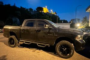 DODGE RAM 1500 HEMI