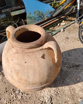 semplice vaso.. ma antico. 