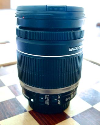 Canon EF-S 18-200mm f/3.5-5.6 IS PREZZO TRATTABILE