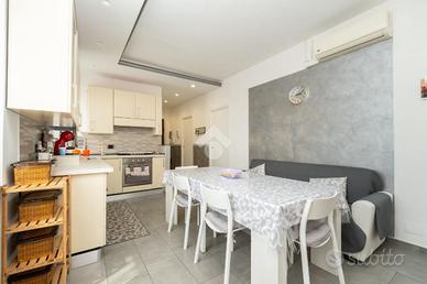 3 LOCALI A CASELLE TORINESE