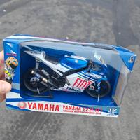 Moto New-Ray Die Cast Modellino 1/12 Moto Yamaha 