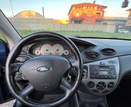 FORD Focus 1ª serie - 2004