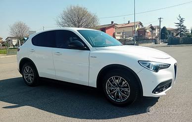 Alfa Romeo Stelvio 2.2td 190cv