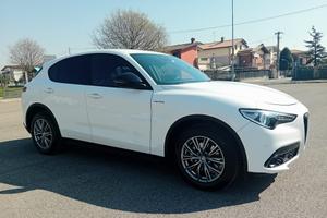 Alfa Romeo Stelvio 2.2td 190cv