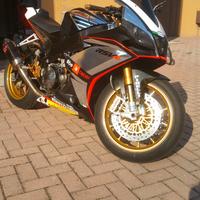 rsv4 factory del 2010 unico proprietario 