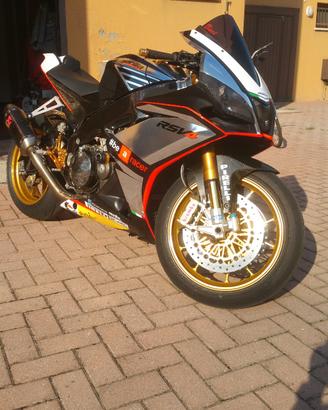 rsv4 factory del 2010 unico proprietario 