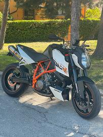 KTM 990 Superduke R 2010
