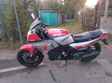 Yamaha fz 750