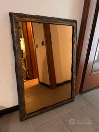 Specchio con cornice in ottone