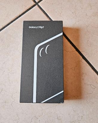Samsung Galaxy Z Flip 7