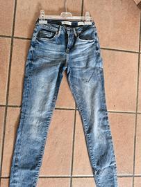 pantaloni jeans donna di Guess