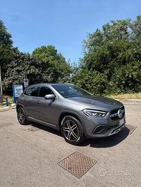 MERCEDES GLA 200D