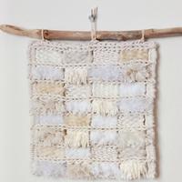 Arazzo tessuto a mano bianco