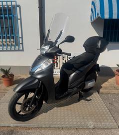 Honda SH 300