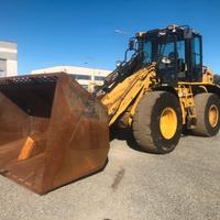 PALA GOMMATA CATERPILLAR 930H