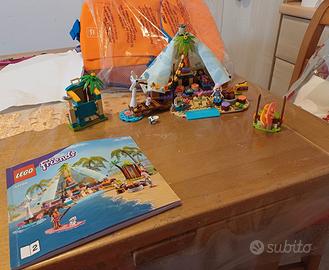 campeggiando con Lego Friends