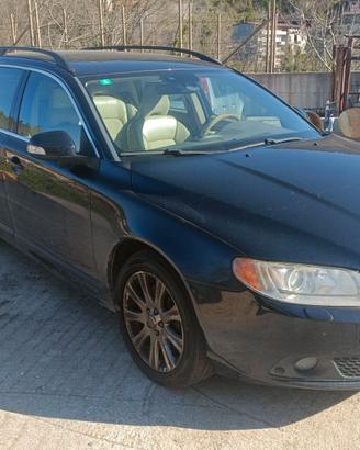 Volvo v 70 4x4