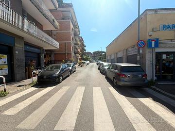 Locale commerciale - talenti/bufalotta