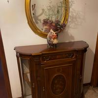 mobile e specchio da ingresso