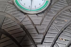 2 Gomme SEMINUOVE 215/60-17 Kumho 4 Stagioni (M+S)