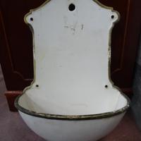 Fontanella a parete con lavabo in ghisa Antica